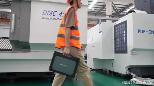 億道三防丨熱插拔工業(yè)三防筆記本電腦 賦能高效運(yùn)維與實(shí)時(shí)監(jiān)控的行業(yè)應(yīng)用